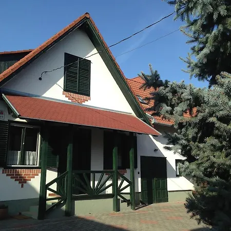 Solt Panzio Villány
